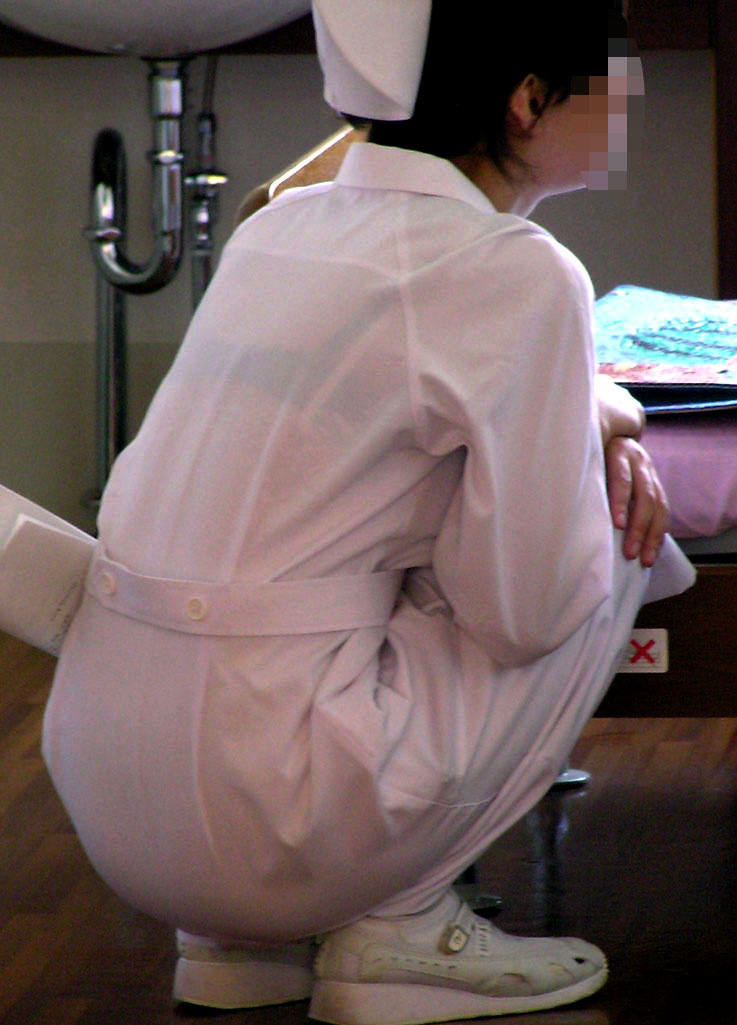 【ナースエロ画像】可愛い看護師さんの透けパン＆透けブラが堪らな過ぎるｗｗｗ-01