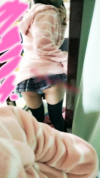 【JKエロ画像】好奇心旺盛な女子校生が軽いノリで自撮り…下着とおっぱいを提供ｗｗｗ-05