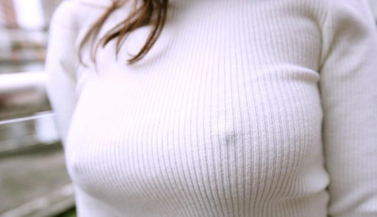 【スケスケエロ画像】ノーブラニットの乳首透けはマジ反則…興奮しかしないんだけどｗｗｗ-03