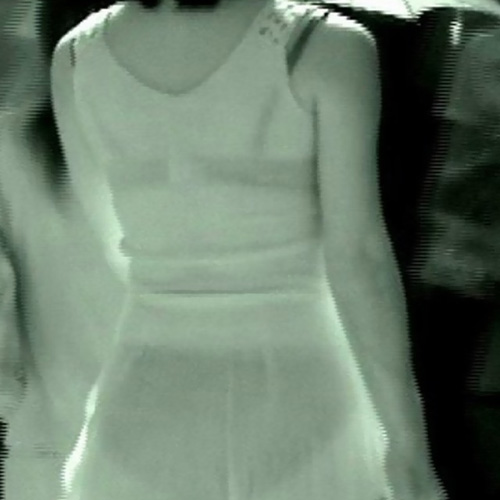 【赤外線盗撮エロ画像】素人女性の着衣から透けて見える下着のエロさは半端ないｗｗｗ
